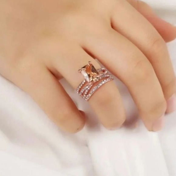 NEW💍18K Rose Gold Diamond Morganite Ring - Picture 4 of 4